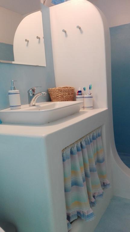 Tilos Island House Megálon Choríon エクステリア 写真
